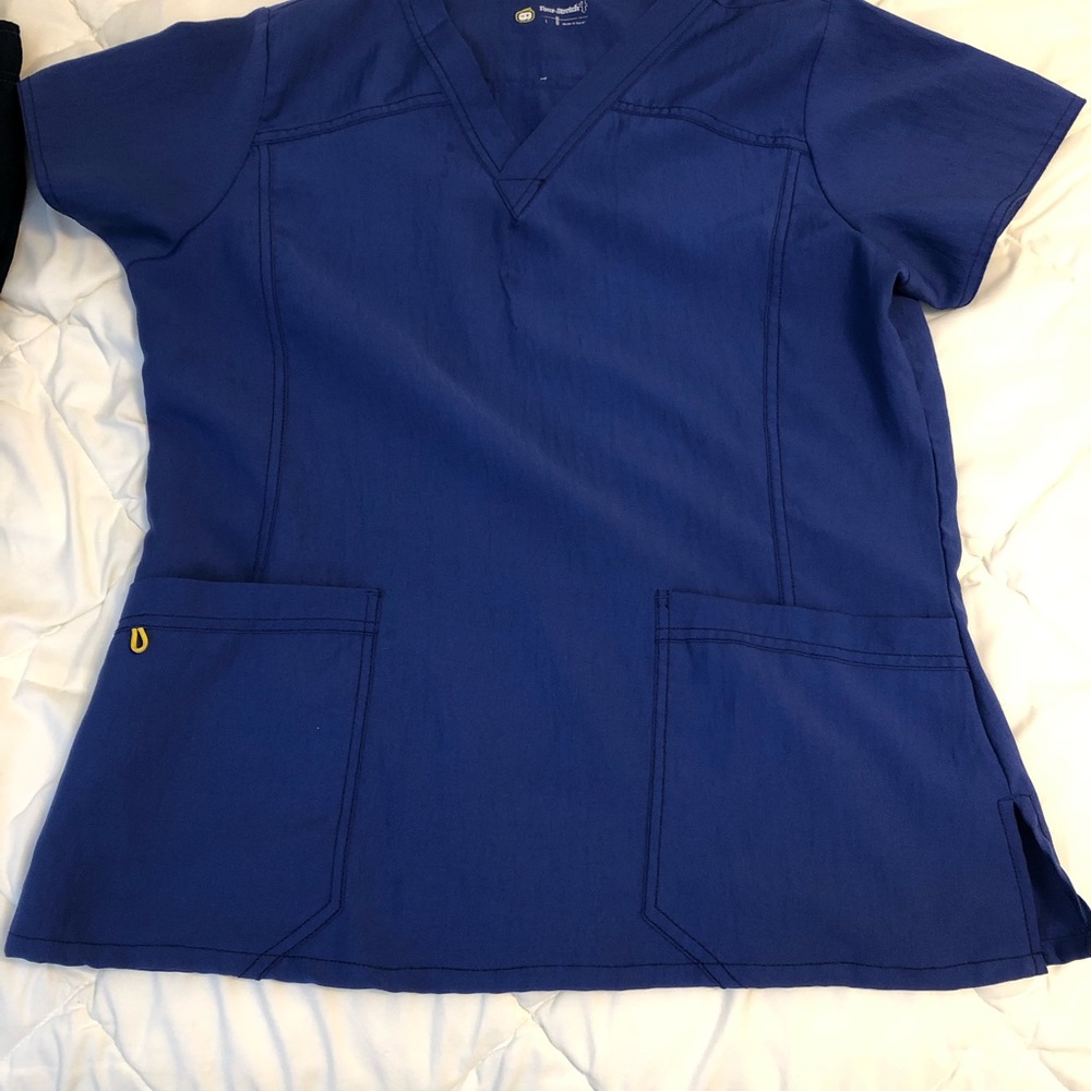 Wonderwink Four stretch scrubs